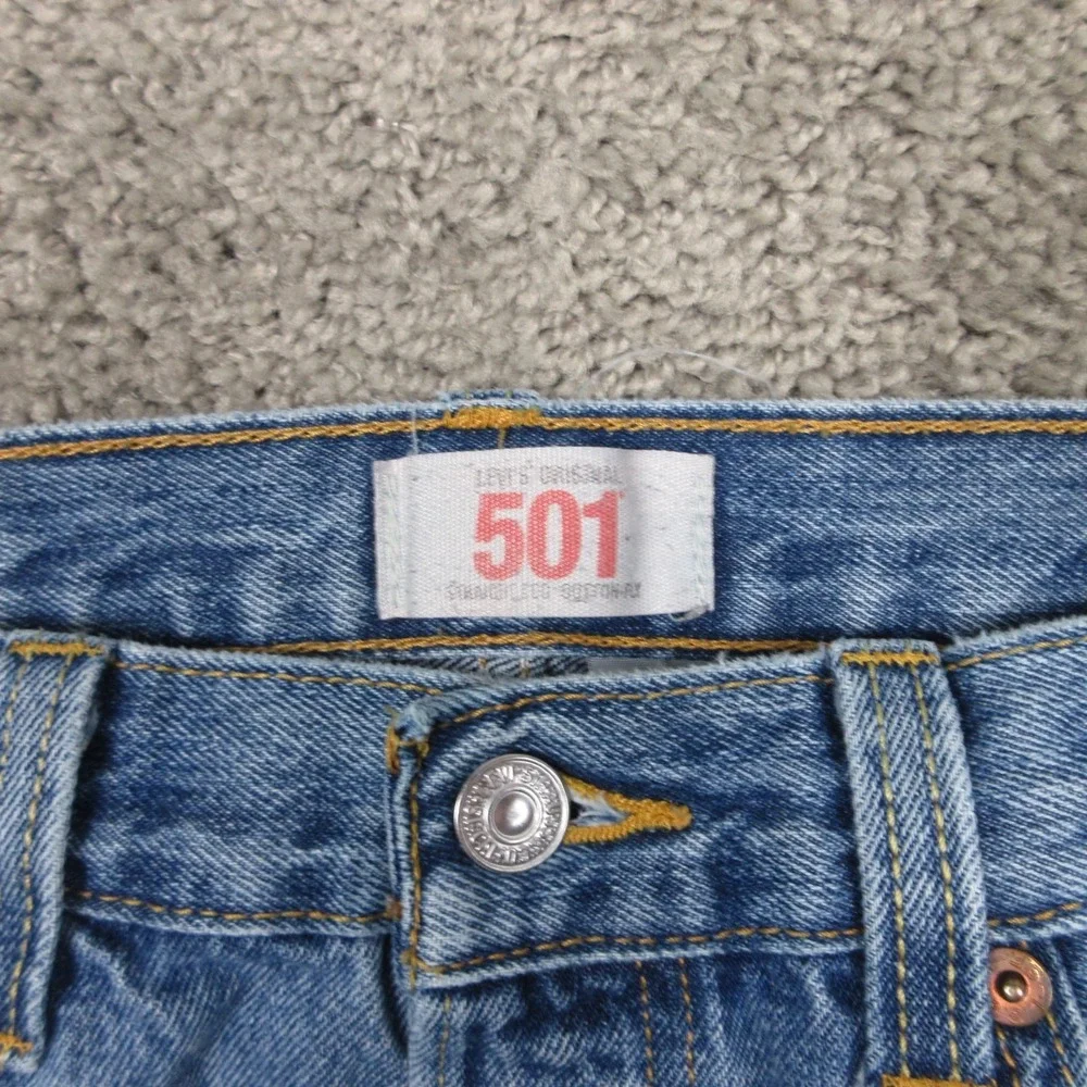 Vintage Levis Jeans Mens 32x30 Blue 501 Button Fly‎ Original Denim Pants Y2K